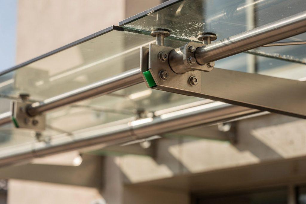 Leistungsdetails und Trägersysteme im Detail – VoMo – Vordach Montagen